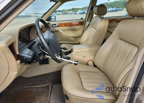 1993 Jaguar Xj6 Vanden Plas из США, поврежденный, VIN SAJKW1749PC671859